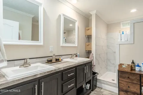 314 Jones Street Emerald Isle NC 28594