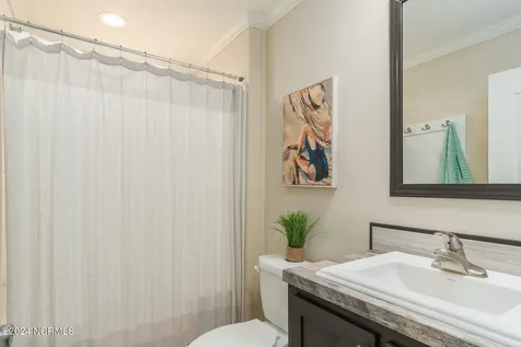 314 Jones Street Emerald Isle NC 28594