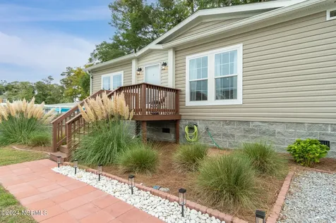 314 Jones Street Emerald Isle NC 28594
