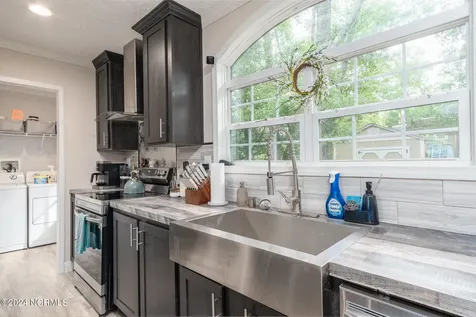 314 Jones Street Emerald Isle NC 28594