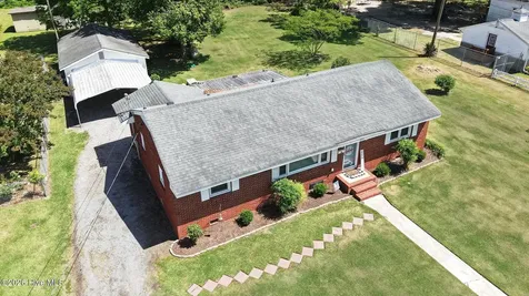 4265 Juanita Avenue Ayden NC 28513