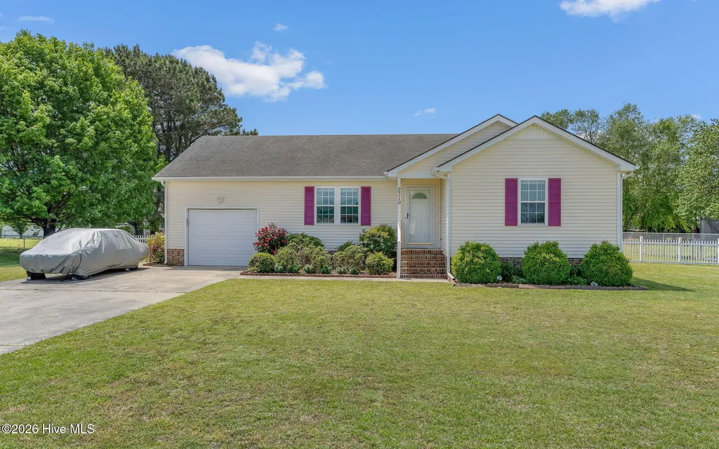 2319 Delia Drive Elizabeth City NC 27909