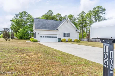 104 Trestle Street Hamlet NC 28345