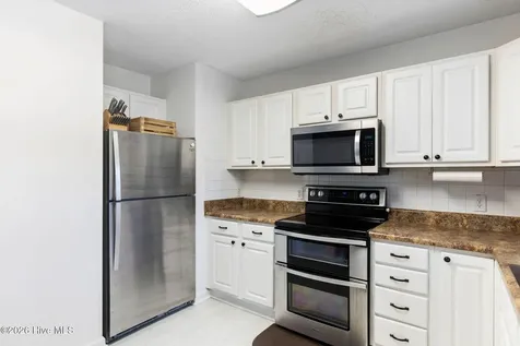 3766 Oakwood Drive SE Southport NC 28461