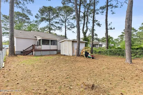 3766 Oakwood Drive SE Southport NC 28461