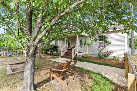 3766 Oakwood Drive SE Southport NC 28461
