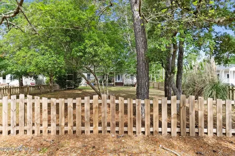3766 Oakwood Drive SE Southport NC 28461
