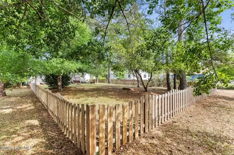 3766 Oakwood Drive SE Southport NC 28461