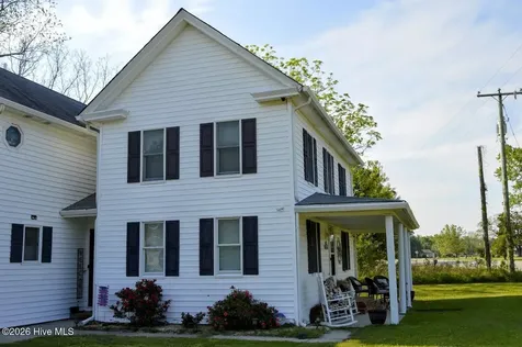 524 Aydlett Road Aydlett NC 27916