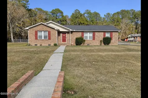 200 Carolina Drive Jacksonville NC 28546
