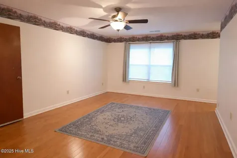 200 Carolina Drive Jacksonville NC 28546