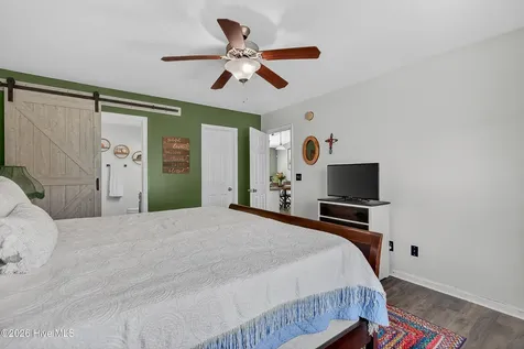 102 Blossom Court Maple Hill NC 28454