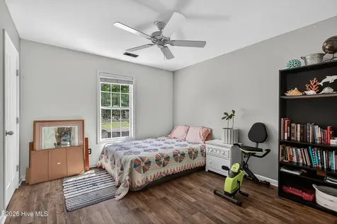 102 Blossom Court Maple Hill NC 28454