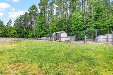 102 Blossom Court Maple Hill NC 28454