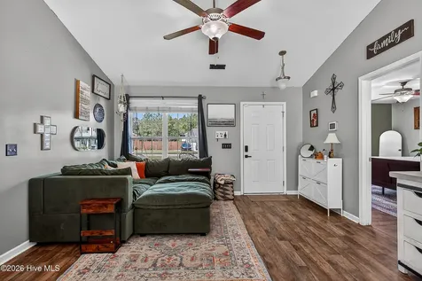 102 Blossom Court Maple Hill NC 28454