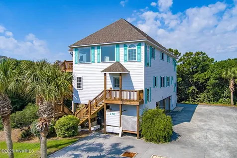 101 Shipwreck Lane E Emerald Isle NC 28594