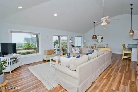 101 Shipwreck Lane E Emerald Isle NC 28594