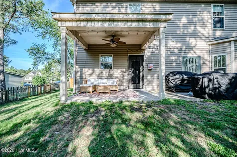 113 Sedgewood Court Aberdeen NC 28315