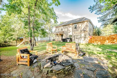 113 Sedgewood Court Aberdeen NC 28315
