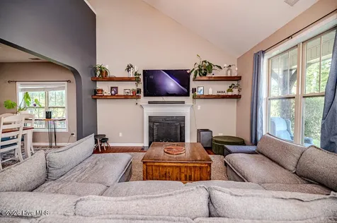 113 Sedgewood Court Aberdeen NC 28315