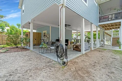 144 NW 7th Street Oak Island NC 28465