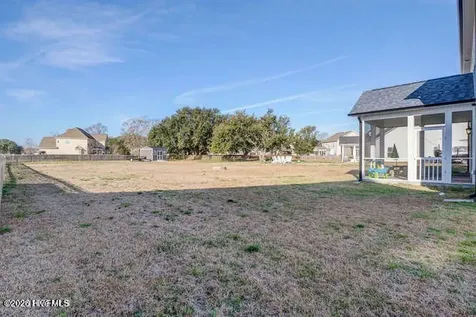 120 Camelot Drive Holly Ridge NC 28445