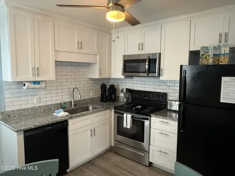 1404 Canal Drive Carolina Beach NC 28428