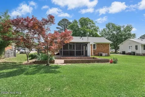 813 Rosemary Street Erwin NC 28339