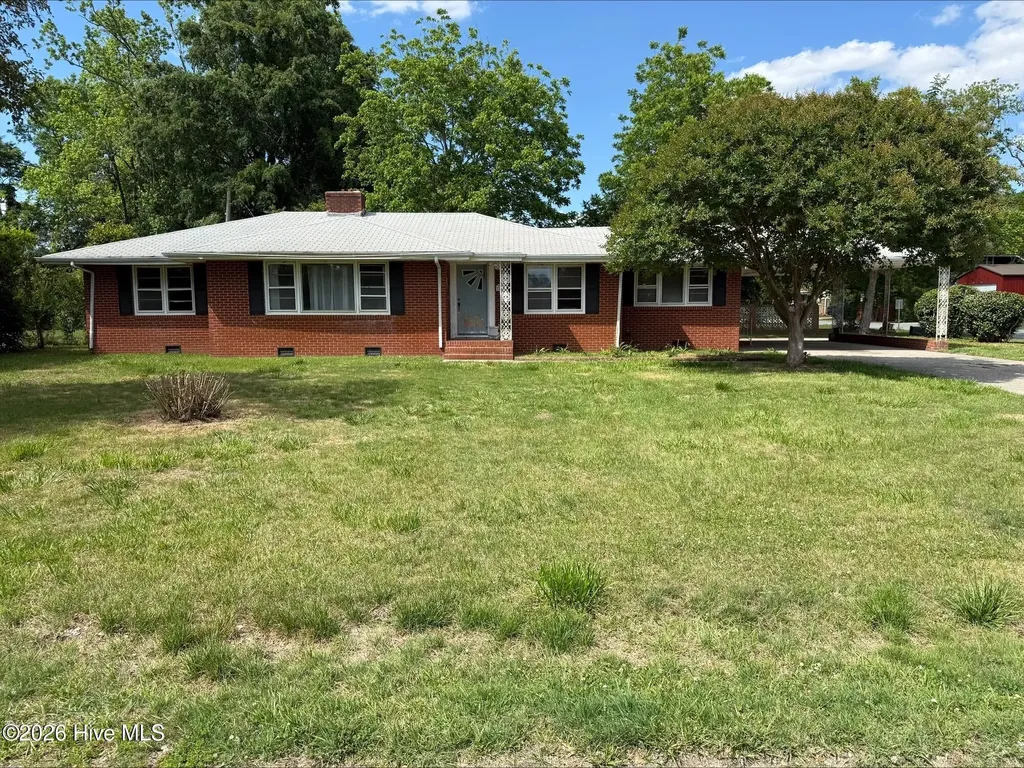219 Fourth Street Ayden NC 28513