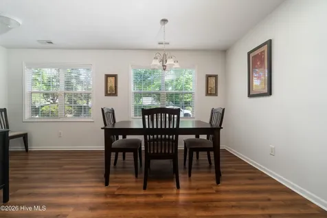 901 Meadowbrook S Swansboro NC 28584