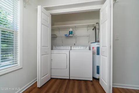 901 Meadowbrook S Swansboro NC 28584