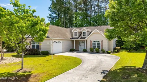 901 Meadowbrook S Swansboro NC 28584