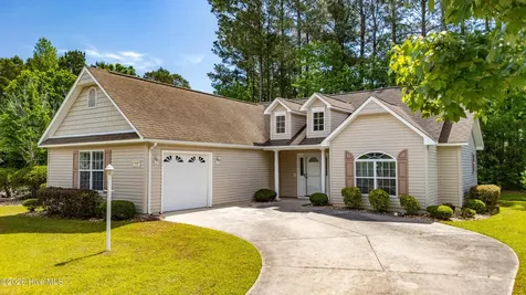 901 Meadowbrook S Swansboro NC 28584