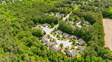 901 Meadowbrook S Swansboro NC 28584
