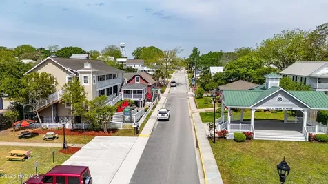 901 Meadowbrook S Swansboro NC 28584