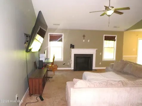 702 Ashley Meadow Lane Jacksonville NC 28546