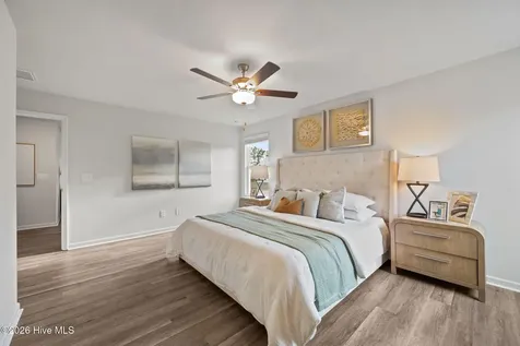 532 Sandy Hollow Drive Jacksonville NC 28540