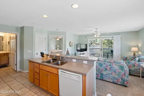 3350 Club Villas Drive Southport NC 28461