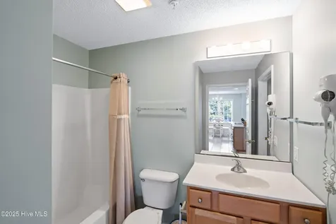 3350 Club Villas Drive Southport NC 28461