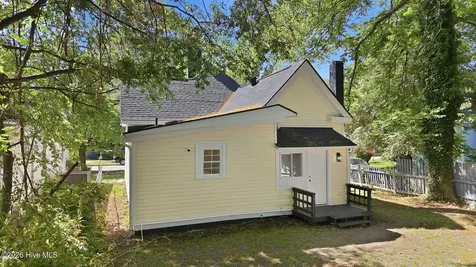 205 Hill Street NE Wilson NC 27893