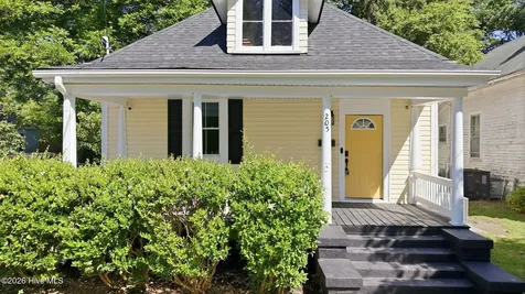 205 Hill Street NE Wilson NC 27893