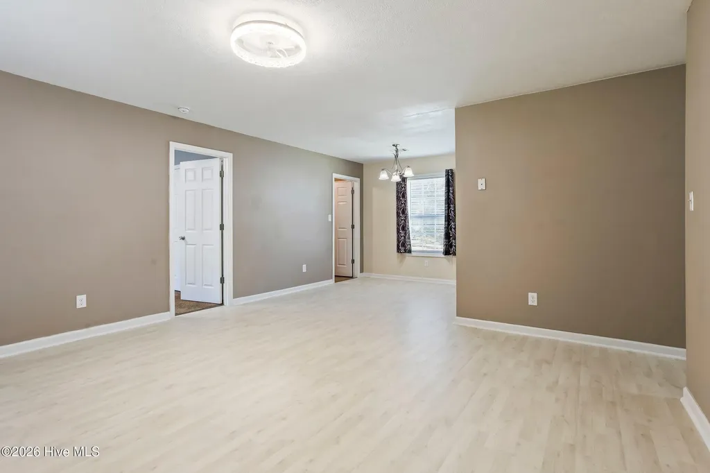 502 Violet Street Thomson GA 30824