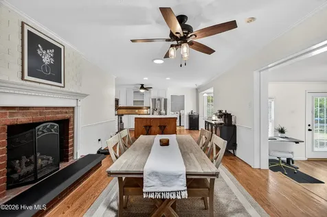 1904 Pinemont Circle Goldsboro NC 27534