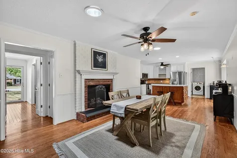 1904 Pinemont Circle Goldsboro NC 27534