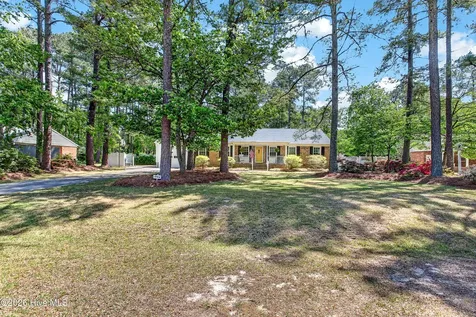 1904 Pinemont Circle Goldsboro NC 27534
