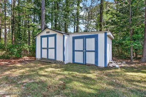 1904 Pinemont Circle Goldsboro NC 27534