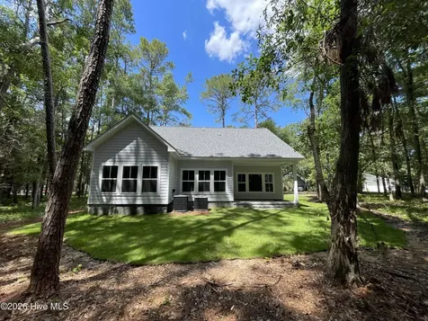 593 Folly Drive Bolivia NC 28422