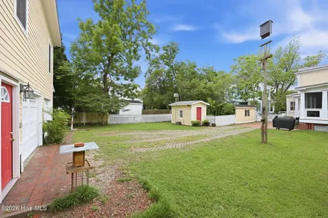 612 Craven Street New Bern NC 28560