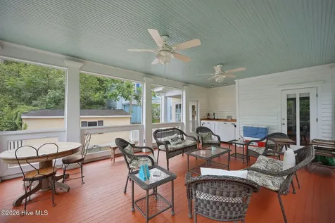 612 Craven Street New Bern NC 28560