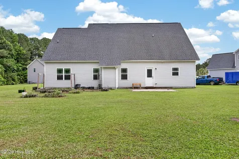 107 Pegasus Place N Jacksonville NC 28540